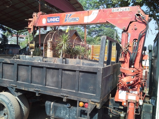 ขายรถ6ล้อMITSIBISHI ติดเครนU-NIC 4ท่อน