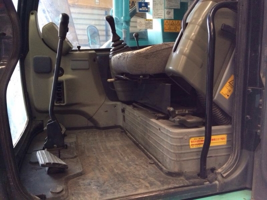Kobelco SK70SR สภาพใหม่มาก นำเข้าจากญี่ปุ่น พร้อมใหห้ตรวจสภาพครับ