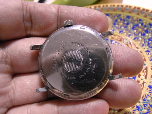 3ม.ค.((น้าเล็ก)) นำเสนอนาฬิกาข้อมือ