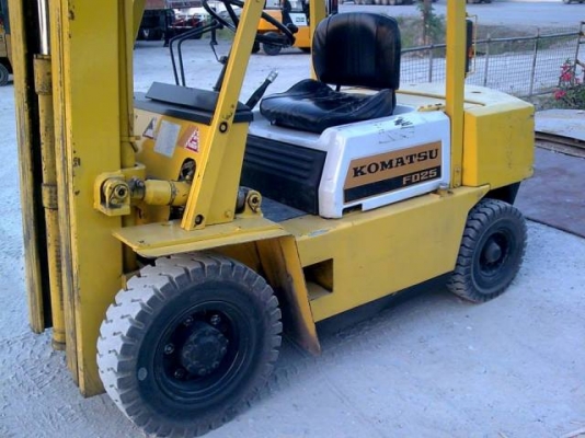 รถโฟลค์ลิฟพร้อมขายสภาพ ดี เสาสุงพิเศษ 5 เมตร......