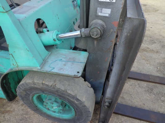 ขายรถยก MITSUBISHI FG20 เครื่องเบนซิน ติดต่อคุณจิ๊ด โทร. 089-7949488