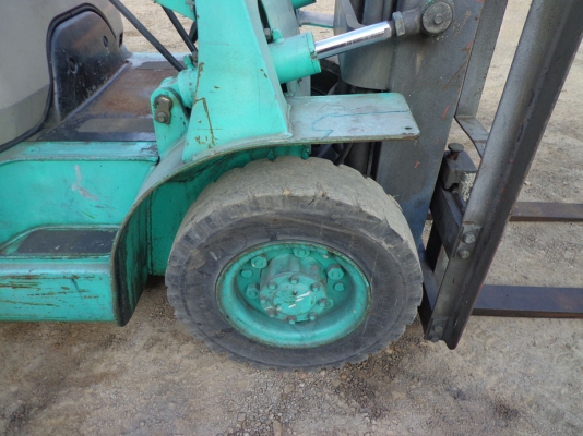 ขายรถยก MITSUBISHI FG20 เครื่องเบนซิน ติดต่อคุณจิ๊ด โทร. 089-7949488