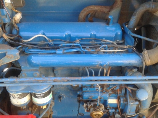 ขายรถไถฟอร์ด 6610 มีทะเบียน รถใช้งานได้ปกติ