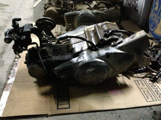 ขายเครื่องC700 CDI มีชุดไฟ+ชุดสายไฟ+คาบู สภาพใช้งาน ราคา 2500 บาทพร้อมส่งครับ