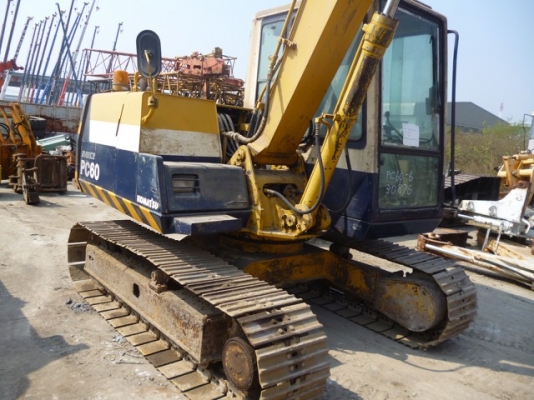 ต้องการขายรถขุดพร้อมหัวเจาะ KOMATSU PC60-6