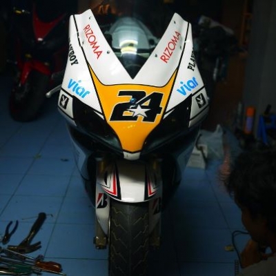 รับสั่งประกอบ Cbr400 Vfr Nc30 Nc35 จัดไฟแนนท์ได้เลือกสีเลือกลายเลือกแฟริ่งได้