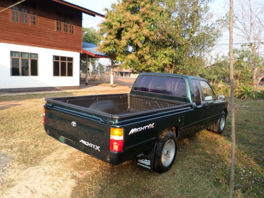 ขายรถกระบะไมตี้แค๊ปปี35...เครื่องดีแน่นๆครัชชีไม่ผุสภาพพร้อมใช้งาน.... เอกสารพร้อมโอน+ภาษีขาดตุลาคม57........... สีเขียวสวยๆ+ยางดีทั้ง4เส้น+แอร์+แบตเตอรี่ใหม่+เทปชีีดี+แม๊กไลเนอน์ใหม่+ล้อแม็กขอบ15 รถสภาพพร้อมใช้งานครับ... ขายที่125000บาท สนใจสอบถามได้ครับ