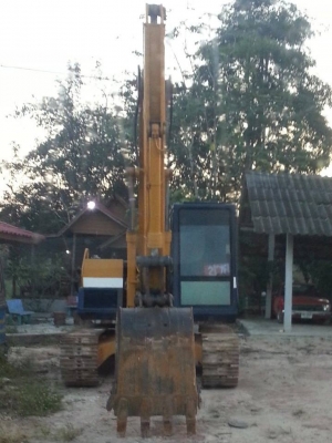 ขายรถแบคโฮ KOMATSU PC120-3 สภาพสวย