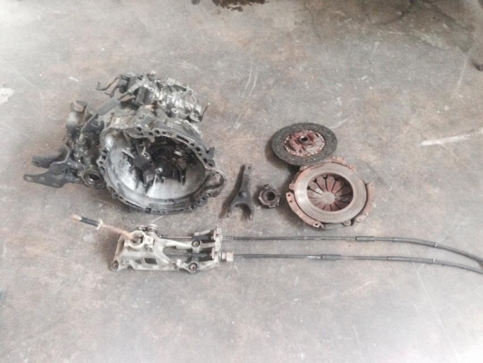 ขายด่วน เกียร์4A  ครบชุด ราคาถูก ต่อรองได้