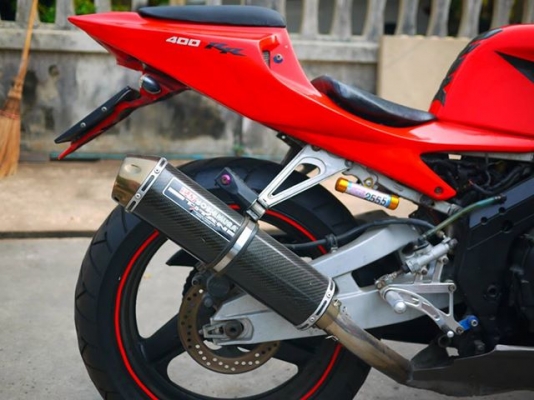 ขาย CBR400 พร้อมทะเบียนแท้ แฟริ่ง Rc212 ท่อสูตร โยชิ เครื่องสดๆ ขาย CBR400 พร้อมทะเบียนแท้ แฟริ่ง Rc212 ท่อสูตร โยชิ เครื่องสดๆ