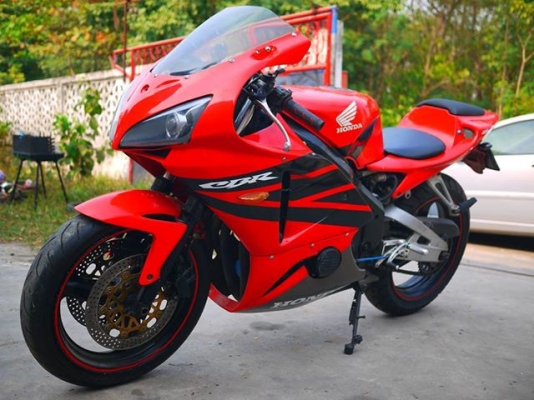 ขาย CBR400 พร้อมทะเบียนแท้ แฟริ่ง Rc212 ท่อสูตร โยชิ เครื่องสดๆ ขาย CBR400 พร้อมทะเบียนแท้ แฟริ่ง Rc212 ท่อสูตร โยชิ เครื่องสดๆ