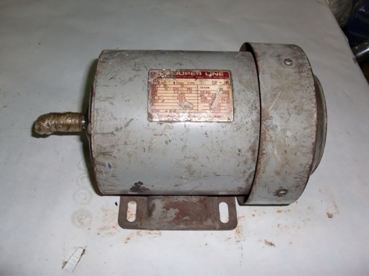 ขายมอเตอร์ไฟฟ้า Mitsubishi รุ่น SF-JR 1/2แรงม้า 3phase