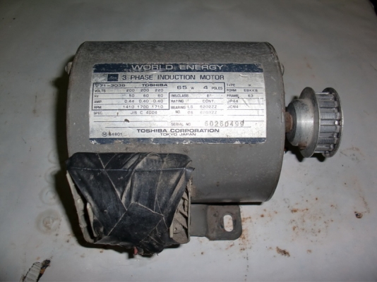 ขายมอเตอร์ไฟฟ้า Toshiba รุ่น IK 65W 3phase