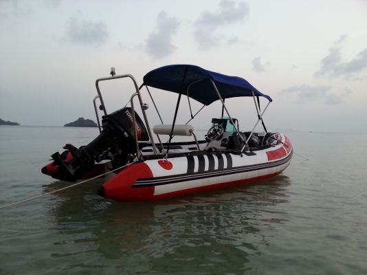 ขายเรือยางท้องไฟเบอร์4.0ม.เครื่องtohatsu30แรง