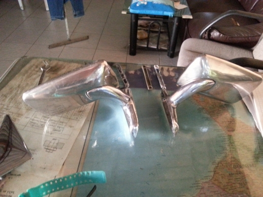 ขายกระจกมองข้าง BMW E12 แท้ สภาพสวยมาก