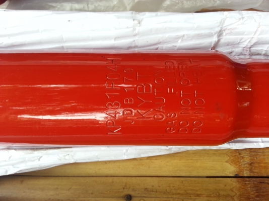 ขาย โช๊คอัพ kayaba led ใส่ fortuner หน้า-หลัง ขาย โช๊คอัพ kayaba led ใส่ fortuner หน้า-หลัง