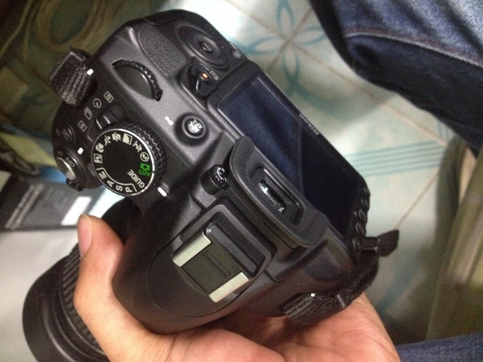 ขายกล้อง Nikon D3100 พร้อมเลนส์ 18-55 VR ชัตเตอร์ 4098 ขายกล้อง Nikon D3100 พร้อมเลนส์ 18-55 VR ชัตเตอร์ 4098