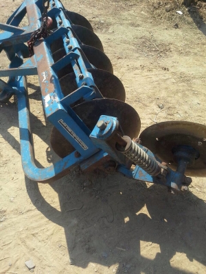 ขายผาน 5 สภาพดี ยี่ห้อ PT พุเตย