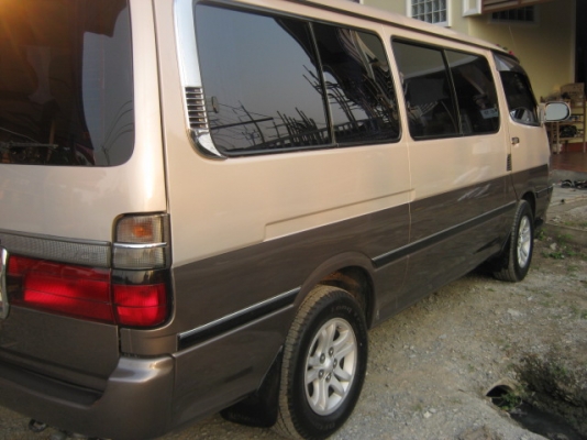 super custom ปี 2000 ประกอบนอกจากบ.โตโยต้า รุ่นท๊อป ไม่เคยติดแก๊ส พร้อมใช้ครับ