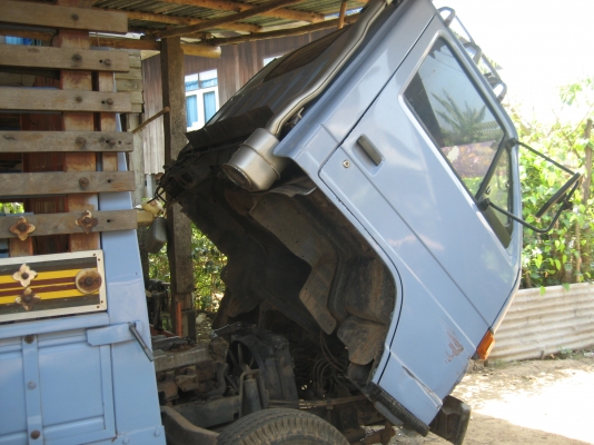 ขายรถบรรทุก 6 ล้อเล็ก NKR