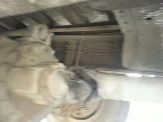 รถอีซูซุ  10 ล้อ รั้ว F17  168 แรงม้า.  สนใจติดต่อ 081 - 6079515