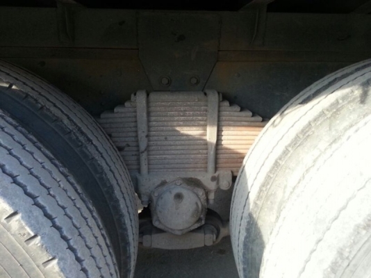 รถอีซูซุ  10 ล้อ รั้ว F17  168 แรงม้า.  สนใจติดต่อ 081 - 6079515