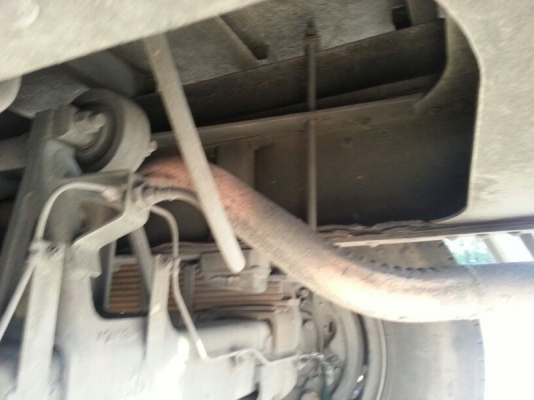 รถอีซูซุ  10 ล้อ รั้ว F17  168 แรงม้า.  สนใจติดต่อ 081 - 6079515