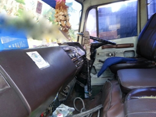 รถอีซูซุ  10 ล้อ รั้ว F17  168 แรงม้า.  สนใจติดต่อ 081 - 6079515