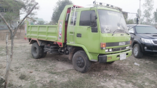 ร๊อคกี้...6BG1..ครับขายครับขาย