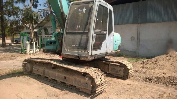 รถแบคโฮ KOBELCO  120.  ( ซุปเปอร์ )  สนใจติดต่อ 081 - 6079515