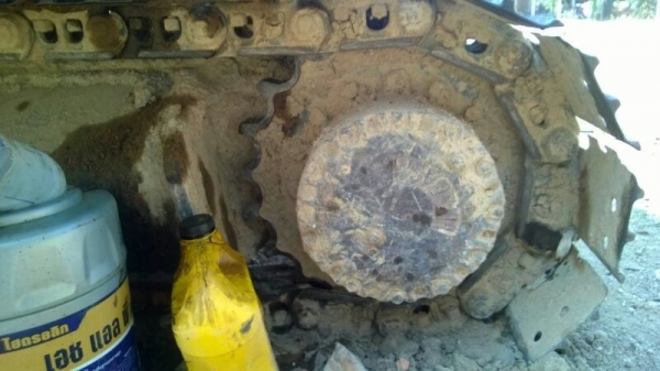 รถแบคโฮ KOBELCO  120.  ( ซุปเปอร์ )  สนใจติดต่อ 081 - 6079515