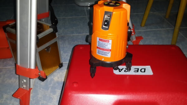 กล้องสำรวจ