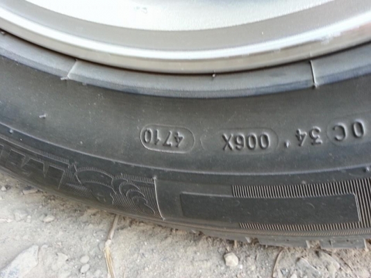 ขายล้อแม็กวีโก้พร้อมยางครับ