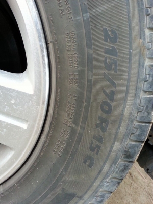 ขายล้อแม็กวีโก้พร้อมยางครับ