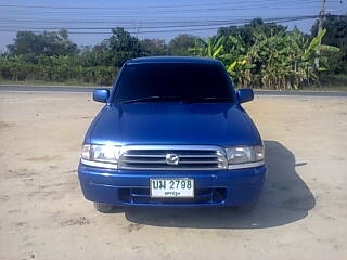 มาสด้า ไฟเตอร์แคป  ปี2000 ไฟฟ้าทั้งคัน เครื่องดีคัชชสวยจัดดไม่พ่นคานหน้าเดิมเดิม สีบางบางทั้งคัน