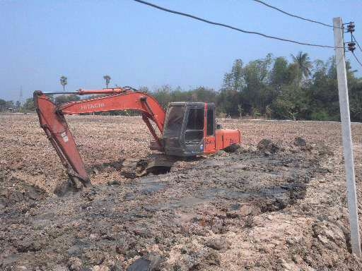 แบคโฮ HITACHI ex 120-1