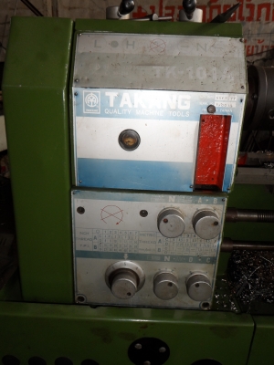 ขายครับขาย เครื่องกลึง takung 4 ฟุต นิ้ว-มิล สภาพใช้งาน 46000 บาท