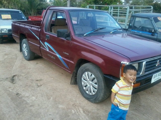 ***ขายแล้วครับขอบคุณ Truck2hand ขายกระบะตอนเดียว MITSU L200 Cyclone 2.5ปี33/90 เครื่องเดิมเกียร์เดิม แน่นดีแรง ช่วงล่างคัสซีสวยเดิมไม่ปะไม่ดาม กระบะดีไม่ผุหัวเก๋งสวย ยางดี4เส้น พ.ธรรมดา ภายในดีคอนโซลครบ  สีสันสวย พร้อมใช้ พร้อมลุยงาน เอกสารครบทะเบียนเต็ม