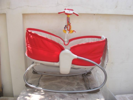 iny Love 3 in 1 Rocker Napper เปลนอนโยกและเอนได้