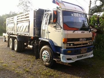 ขาย รถบรรทุก10ล้อ2เพลาดั้ม ISUZU ROCKY 240HP หัวขาวแท้เดิมออกห้าง กระบะสามมิตรลอนเฉียงเปลี่ยนใหม่ สภาพสวยพร้อมใช้งาน เอกสารเล่มทะเบียนพร้อมโอน ราคา1,440,000บาท ต่อรองได้ สนใจติดต่อ:082-3223112,094-5324914(คุณนิเทพ)