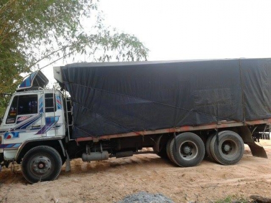 ขาย รถบรรทุก10ล้อ1เพลาไม่ดั้ม ISUZU ROCKY 195HP สภาพสวยพร้อมใช้งาน เอกสารเล่มทะเบียนพร้อมโอน ราคา825,000บาท ต่อรองได้ สนใจติดต่อ:082-3223112,094-5324914(คุณนิเทพ)