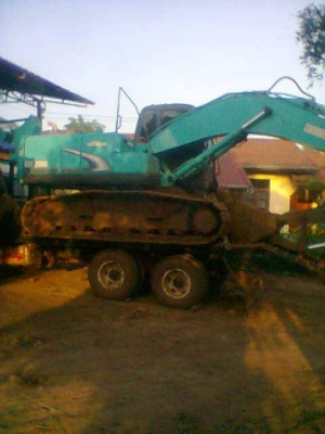 ขาย แบ็คโฮ KOBELCO SK200 MARK 8 YN12 SUPER สภาพแทร็กตัวเดินเต็ม,เครื่องแน่น,เอวแน่น,ปั้มแรงทำงานเร็ว,ไฟฟ้าเต็มทุกจุด,บูมอามสวย สภาพป้ายแดงพร้อมใช้งาน เอกสารเล่มทะเบียนพร้อมโอน ราคาคันละ 2,850,000บาท ต่อรองได้ สนใจติดต่อ:082-3223112,094-5324914(คุณนิเทพ)