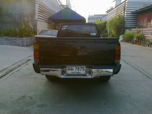 NISSAN BIG M ตอนเดียว เครื่องดีเซล 2500 CC สภาพดี