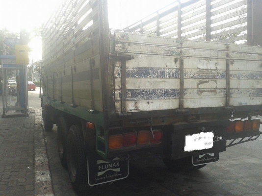 รถสิบล้อ