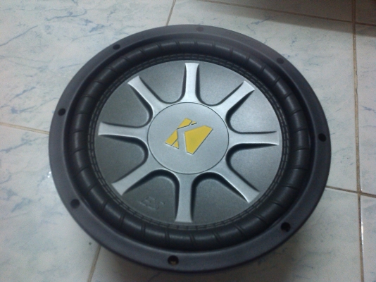 ขาย sub 10" kicker รุ่น ES voice คู่