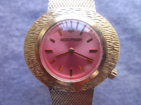 +++++ BULOVA ACCUTRON กะหลั่ยเรือนทองหายาก 2 +++++