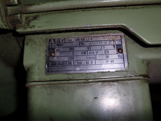 ขายมอเตอร์เกียร์ ยี่ห้อ AEG 4แรงม้า 3phase ขายมอเตอร์เกียร์ ยี่ห้อ AEG 4แรงม้า 3phase