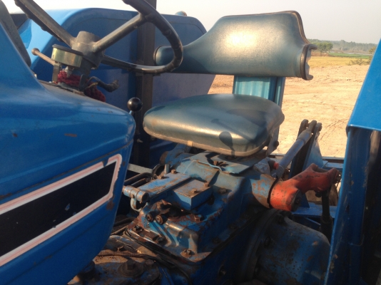 ลูกค้าจองแล้วคับผมFORD 6600 เต็ม มีภาพวีดีโอ เกียร์ 5DNN เพืองท้าย D4NN ท้ายเบาะD5NN เครื่องดี T5 ผาน 6 ดันหน้า สภาพเดิมๆ เอกสารเล่มทะเบียนพร้อมโอน ราคา 338000 บาท สนใจติดต่อ คุณชัยย สตึก โทร 081-9972972 089-8451778