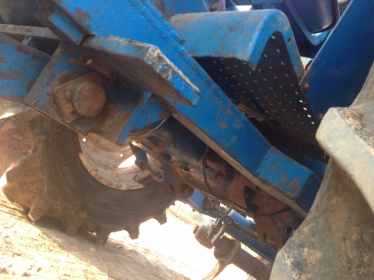 ลูกค้าจองแล้วคับผมFORD 6600 เต็ม มีภาพวีดีโอ เกียร์ 5DNN เพืองท้าย D4NN ท้ายเบาะD5NN เครื่องดี T5 ผาน 6 ดันหน้า สภาพเดิมๆ เอกสารเล่มทะเบียนพร้อมโอน ราคา 338000 บาท สนใจติดต่อ คุณชัยย สตึก โทร 081-9972972 089-8451778