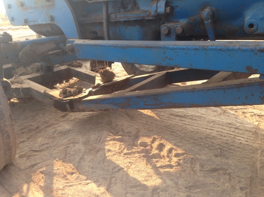 ลูกค้าจองแล้วคับผมFORD 6600 เต็ม มีภาพวีดีโอ เกียร์ 5DNN เพืองท้าย D4NN ท้ายเบาะD5NN เครื่องดี T5 ผาน 6 ดันหน้า สภาพเดิมๆ เอกสารเล่มทะเบียนพร้อมโอน ราคา 338000 บาท สนใจติดต่อ คุณชัยย สตึก โทร 081-9972972 089-8451778